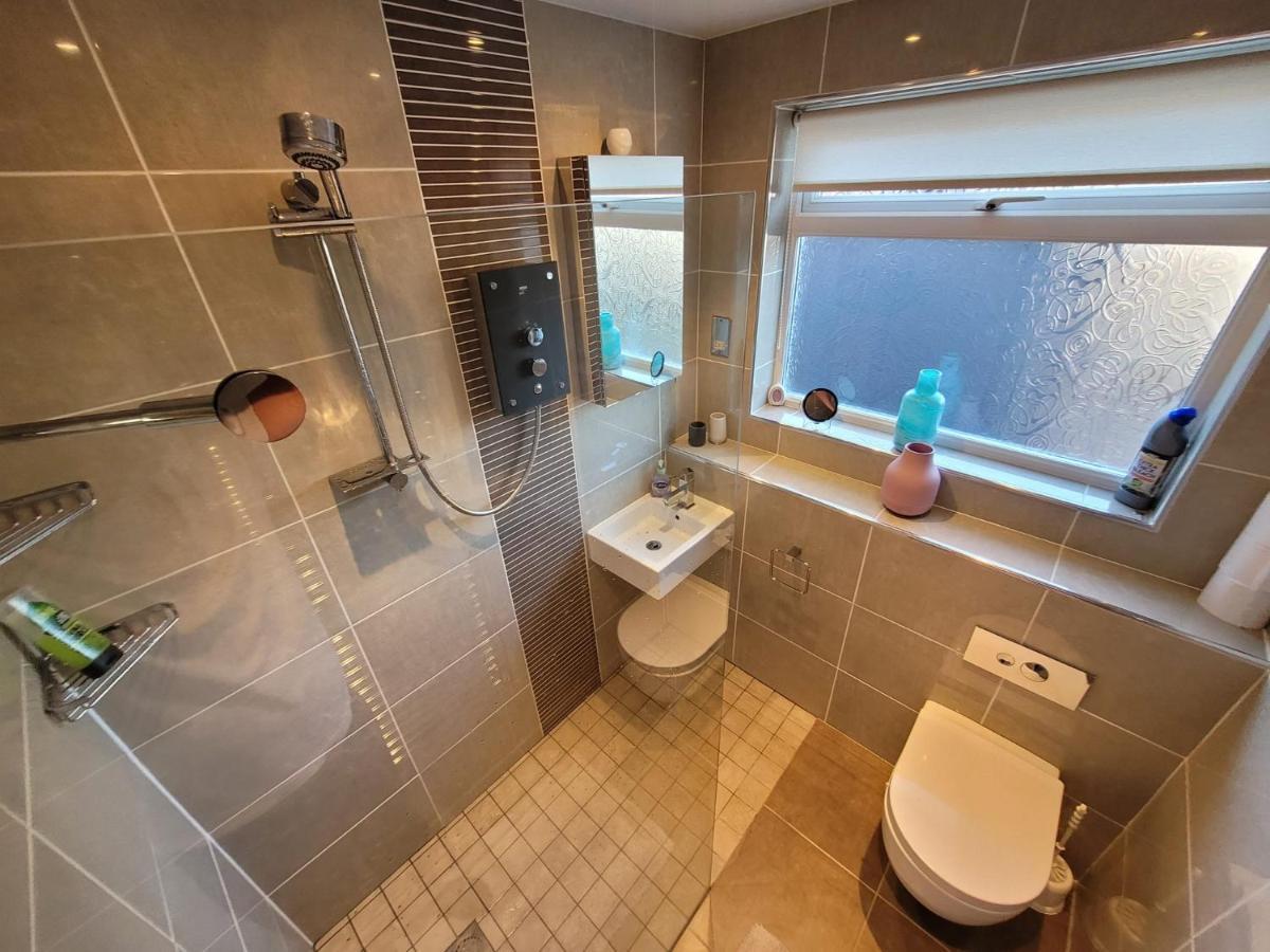The Mumbles - Bungalow - 2 Bedrooms - Pet Friendly Swansea Zewnętrze zdjęcie